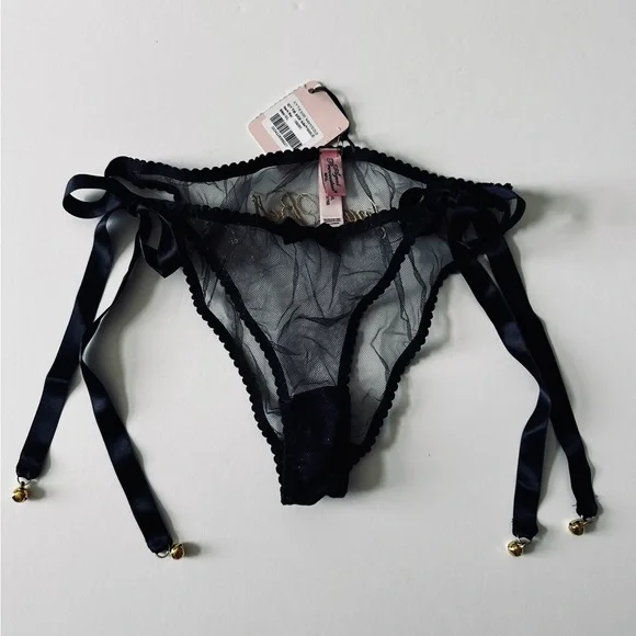AgentProvocateur set of 3 tie side brief